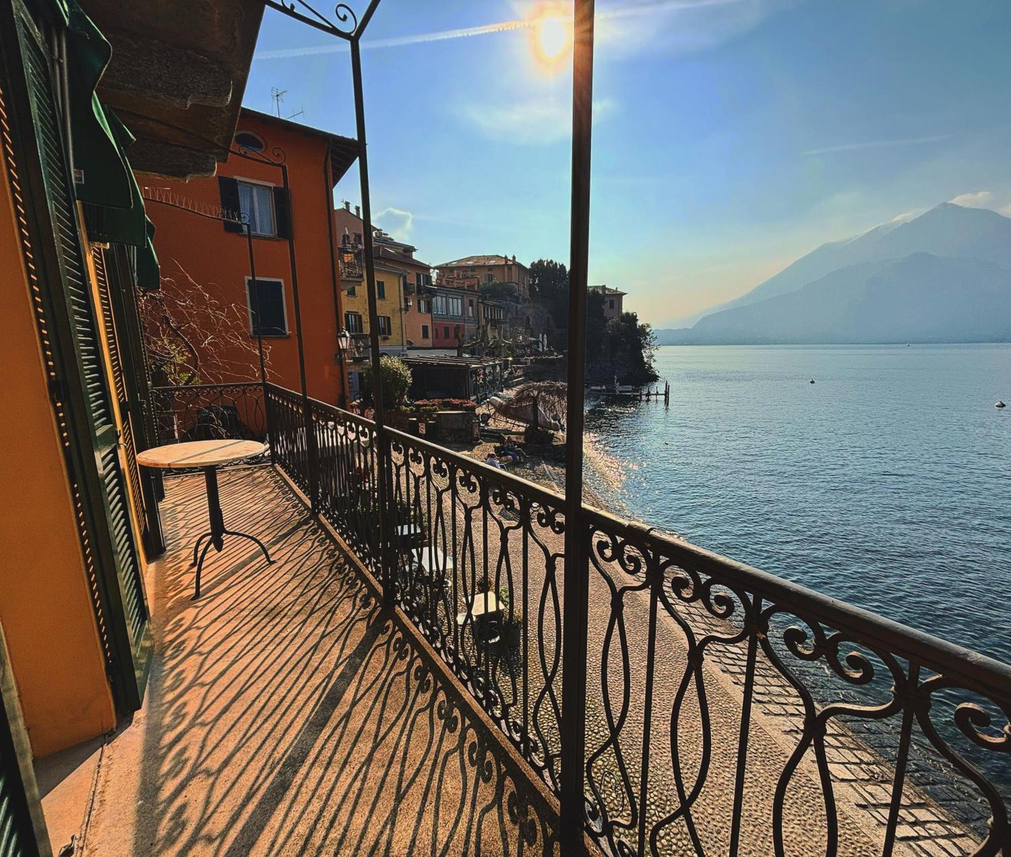 Varenna Caffe Apartment Exterior photo